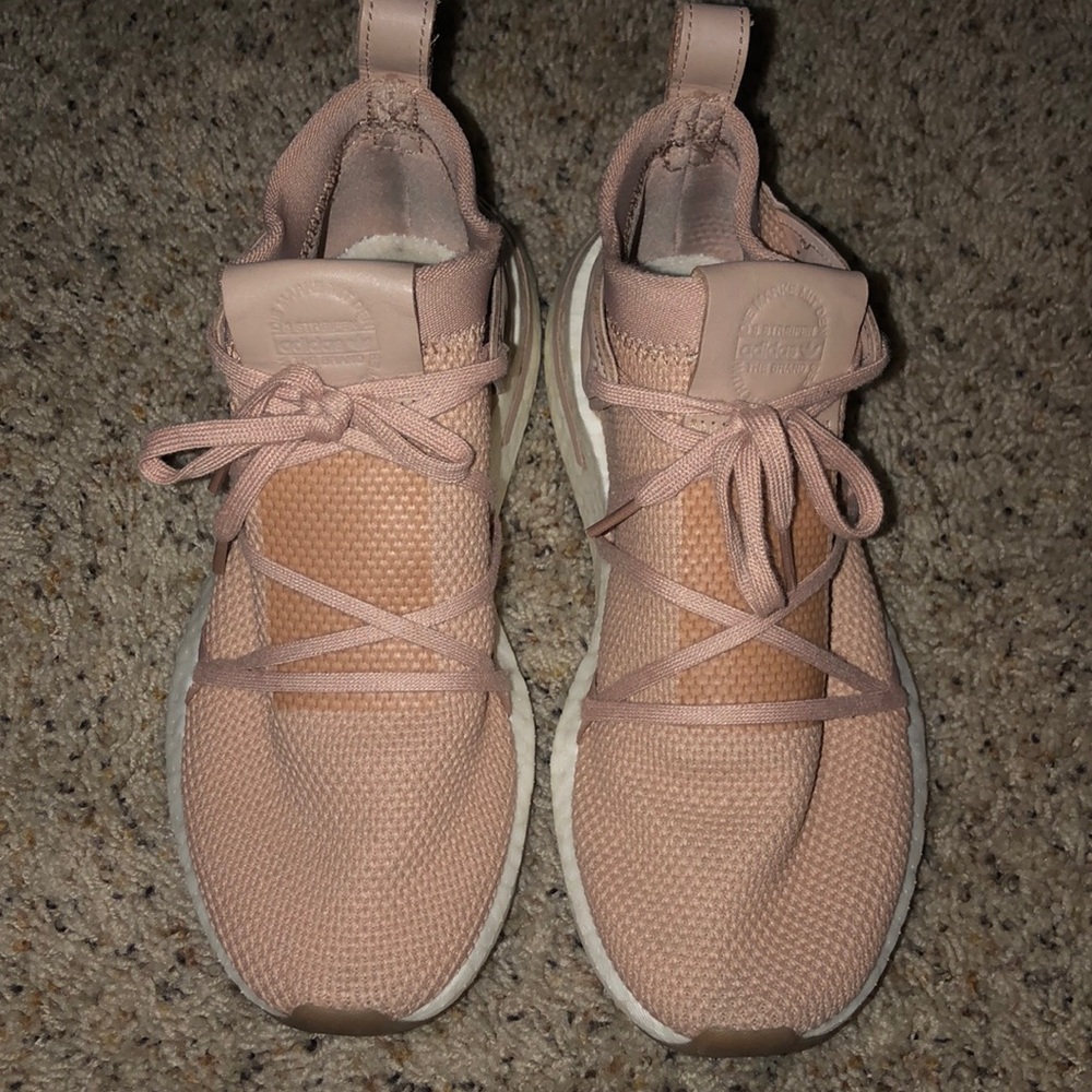 Adidas arkyns READ DESCRIPTION